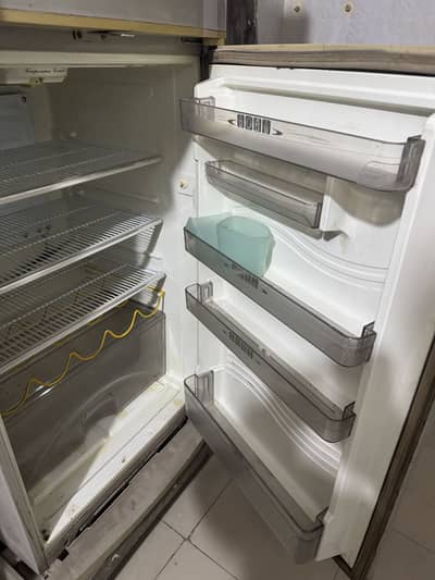 Dawlance fridge for sale