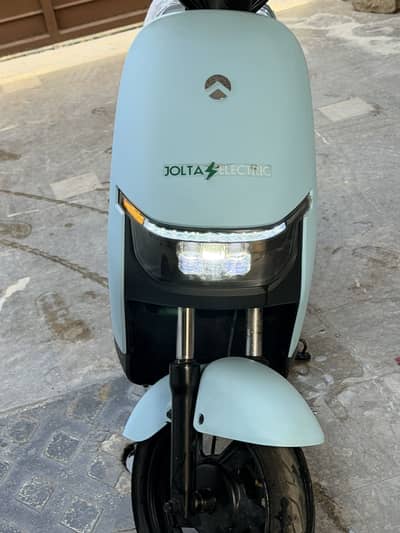 Jolta electric sparrow