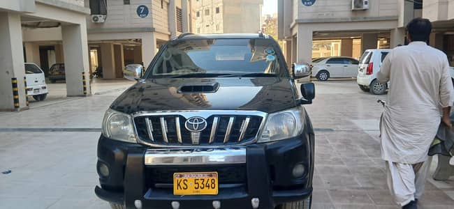 Hilux vigo Thailand 2009 and Pakistan 2012