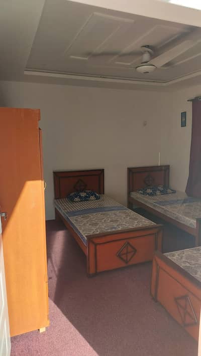 Girls Hostel Rooms Available – G-94 (Near Metro Station)
