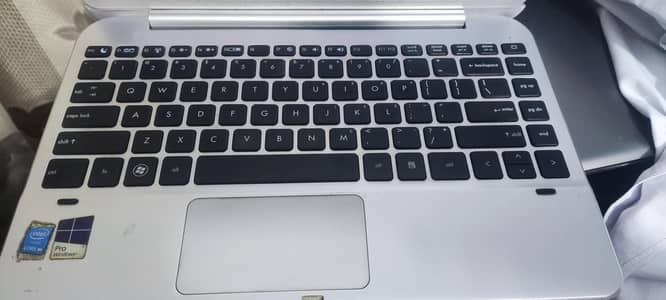 Haier Laptop 4GB ram 500GB RoM tuch and keypad both windows laptop