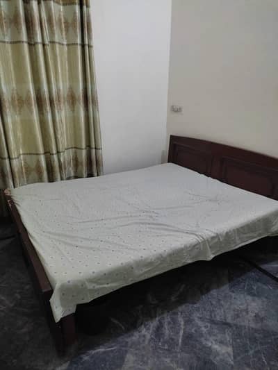 Bed for sale without gada