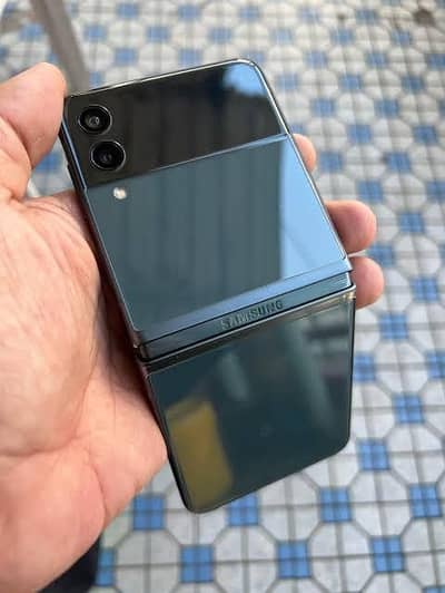 Samsung Z flip 3 256gb Dual Sim Official Approved
