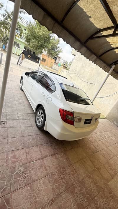 Honda civic 2013 full option if