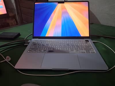 Apple MacBook Air M4 (5 Months Used) - 100% Battery