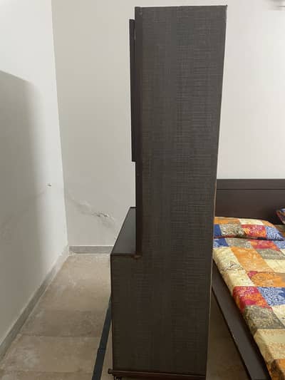 Wooden Storage Cabinet with Drawers & Glass Door – Excellent Condition