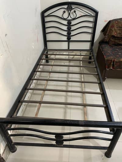 Single Iron Bed