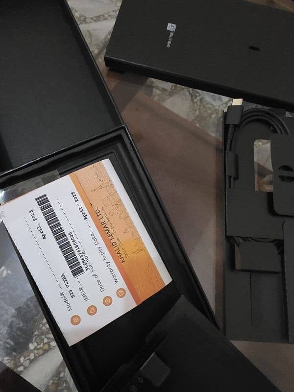 256 GB 3