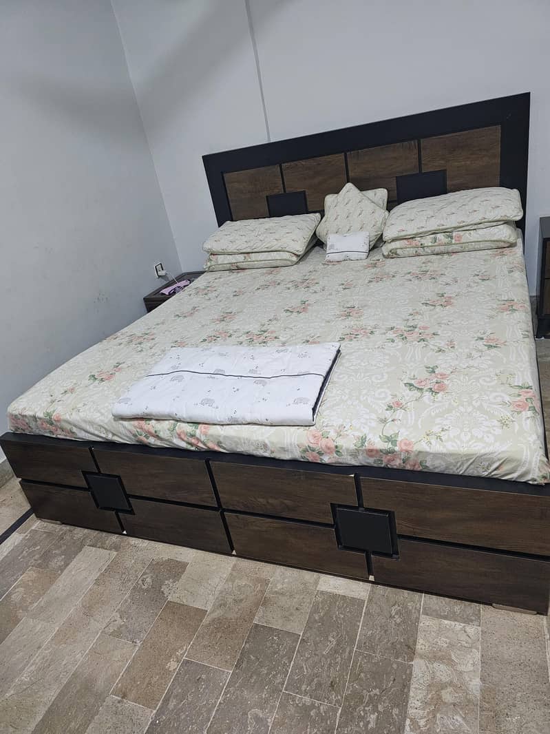 King Size Bed only 2