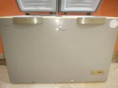 dawlence DC inverter double door deep freezer