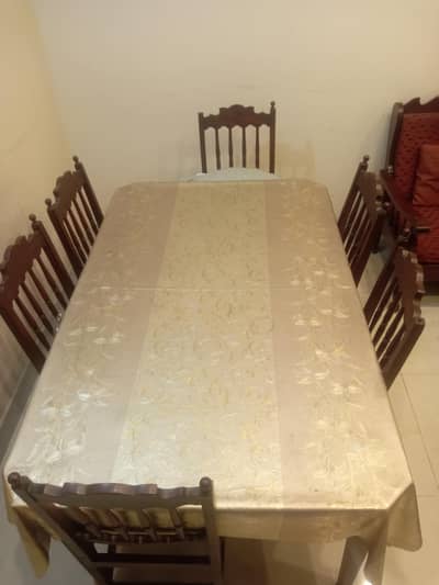dining table with 6 set of chair's