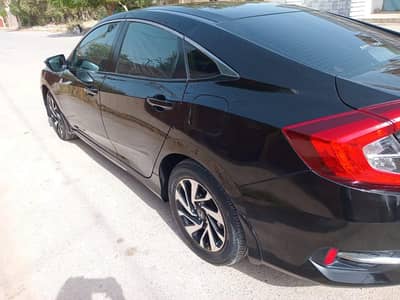 Honda civic 2018 UG.