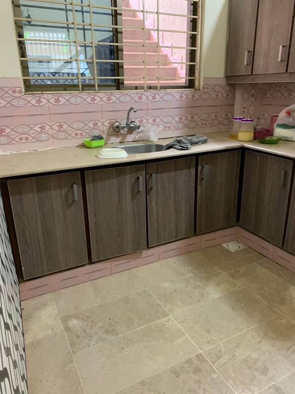 Ground Portion In Yousaf Colony For Rent - Portions & Floors - 1111430370