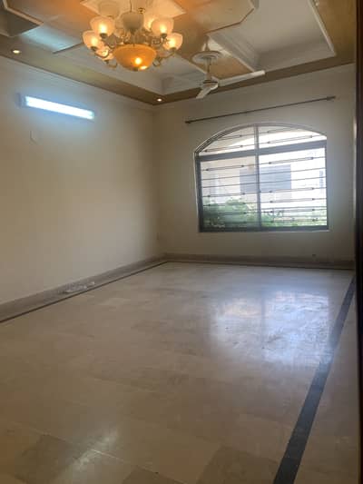 Upper Portion For Rent