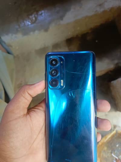 motorola edge 5G UW (2021)