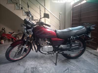 Suzuki gs 150 se