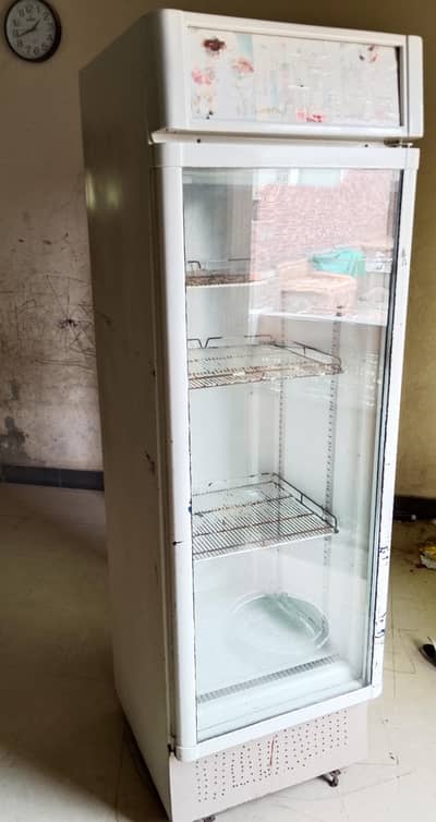 Vizio cooler in white Color Working Conditions