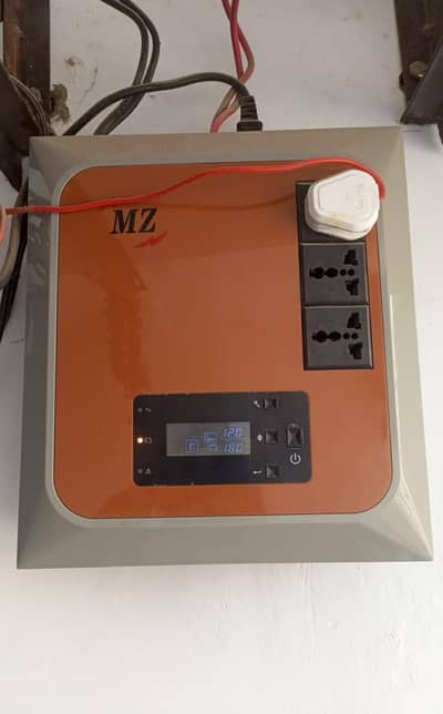 M. Z UPS 1000 WATT