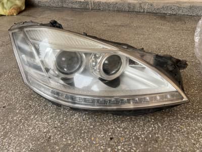 Mercedes w221 s class AMG headlights and backlight