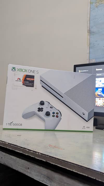 XBOX ONE S 1TB