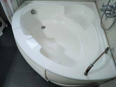 bathtub for sale