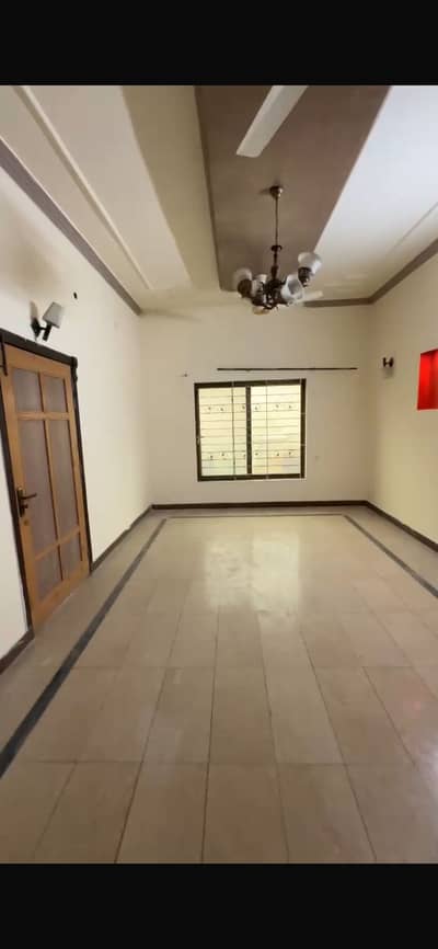 3 Bed Neat And Clean Upper Portion Khan Avenue