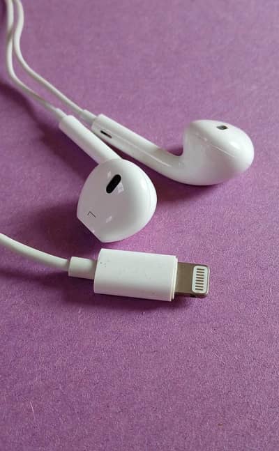 Iphone handfree 11 pro max 100 Genuine Boxpulled