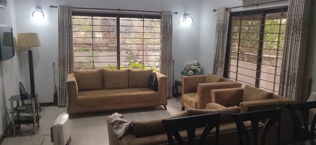 Corner Single Unit House For Rent