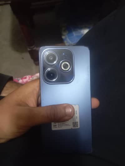 Infinix hot 40i with box and charger