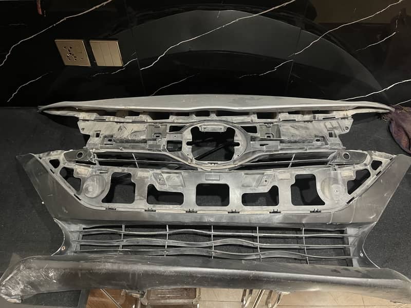 Prius phv front grill 0