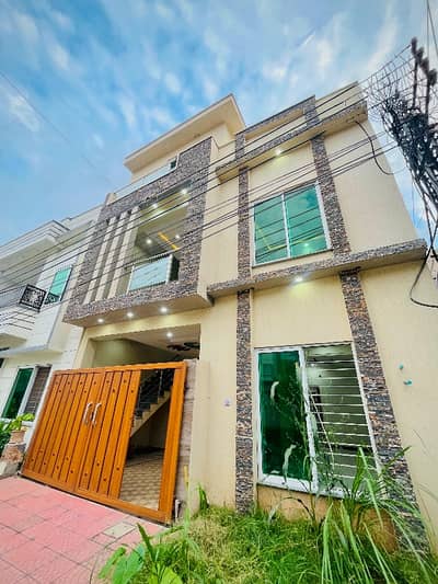 5 Marla Corner House For Sale in Gulraiz Housing Scheme Rawalpindi