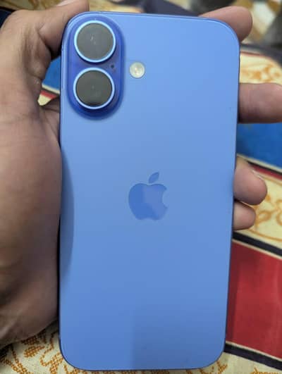 Iphone 16 128gb 10/10 condition