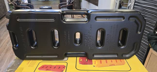 Jerry Can Long Haul Plastic 20L with mounts.