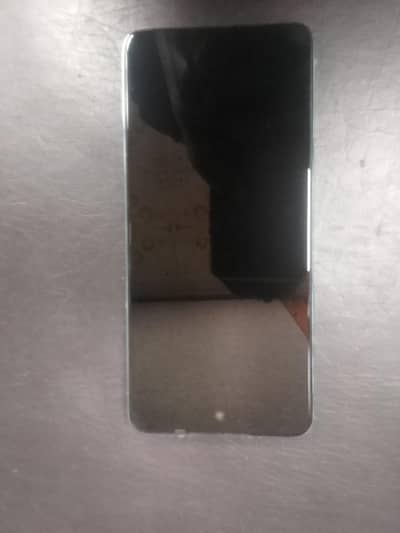 Very good Condition Mobile Phone Box And charger Availabe 03284500250