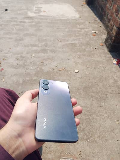 vivo y04 for sale with box with warranty