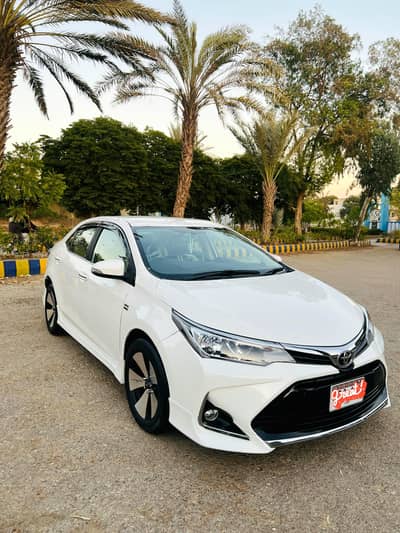 Toyota Corolla altis grande automatic Auto transmission original white