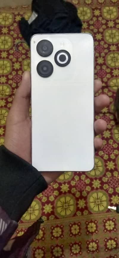 Infinix Smart 8 pta approved 4/64