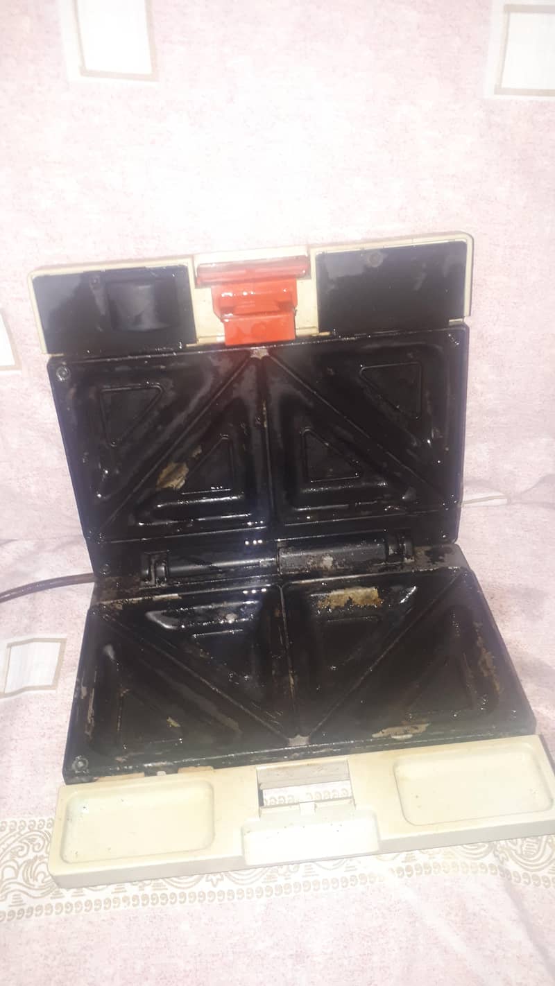 sandwich maker 0