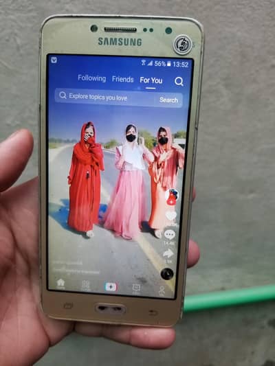 Samsung 4gLTE set for sale 03079436021 only series buyers