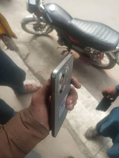 Infinix smart9 4plus4 128gb