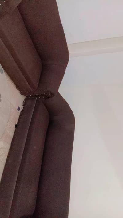 premium brown sofa set —Neat and comfortable (second hand)