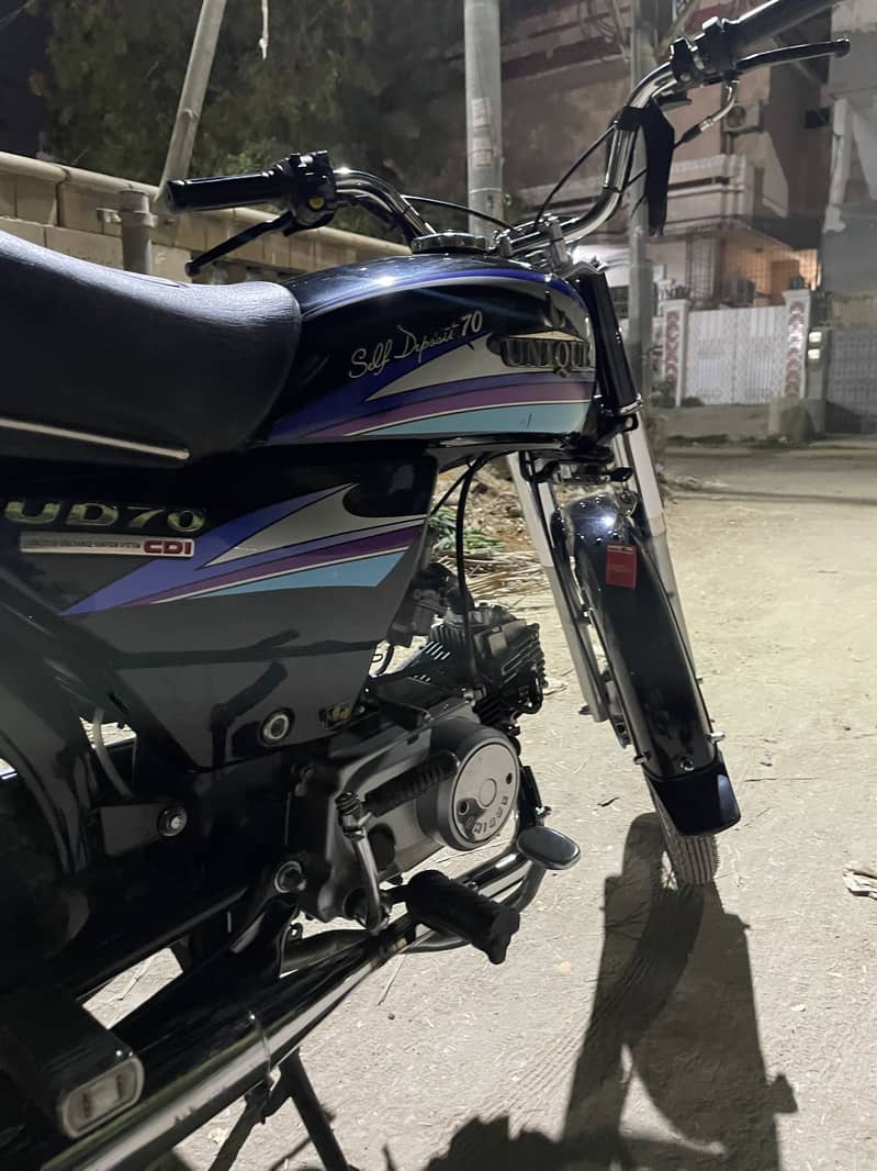 Unique 2008 mint condition 1