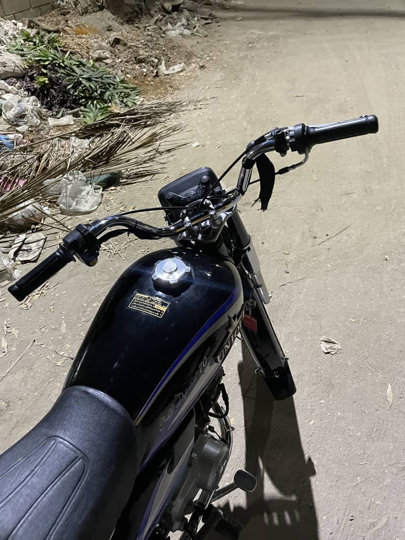 Unique 2008 mint condition 2