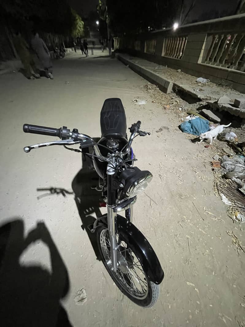 Unique 2008 mint condition 3