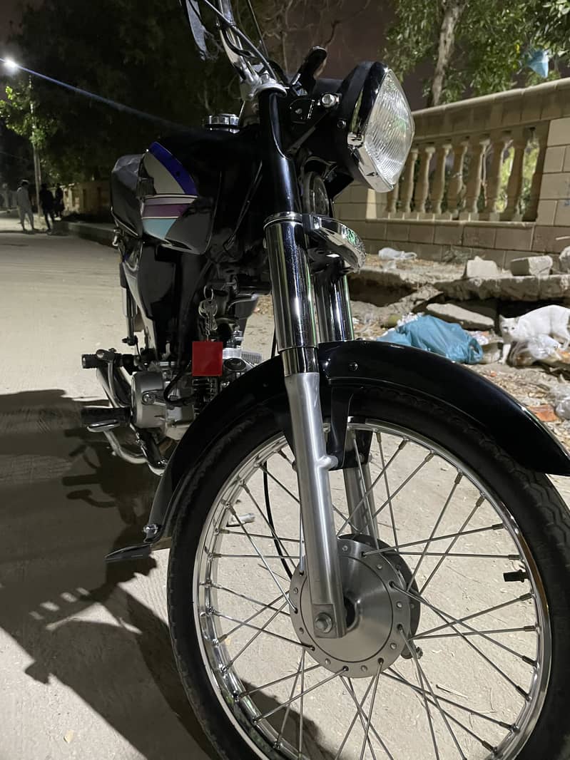 Unique 2008 mint condition 5