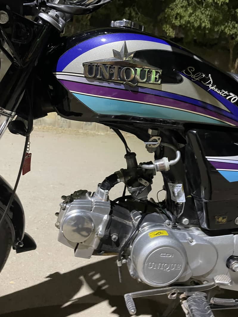 Unique 2008 mint condition 7