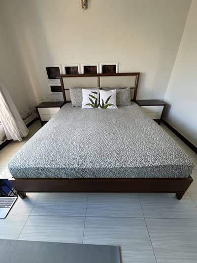 Elegant Home Center Phoenix King Bedroom Set