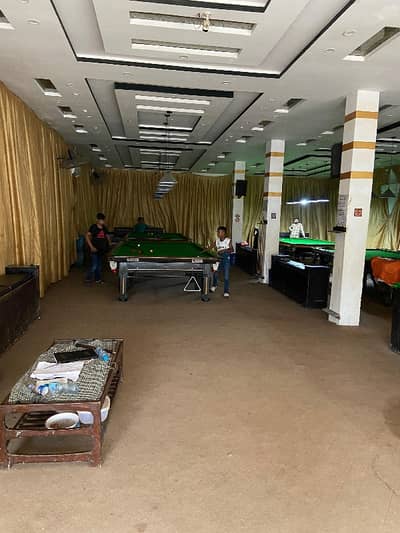 10 Marla Commercial Building with established business of snooker club