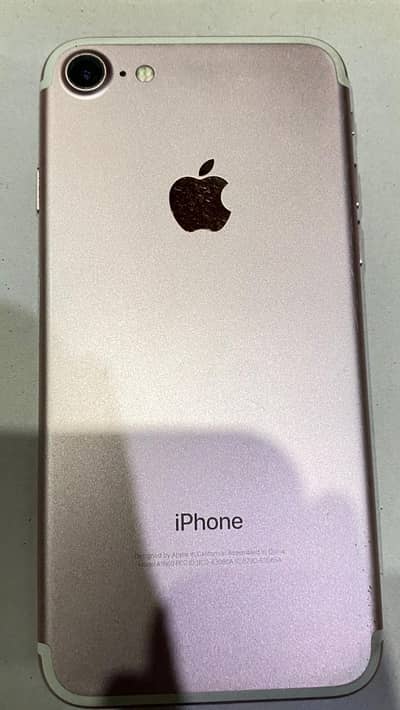 ROSE GOLD PTA APPROVED 32GB IN GOOD CONDITION