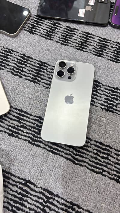 iPhone 15promax 256gb